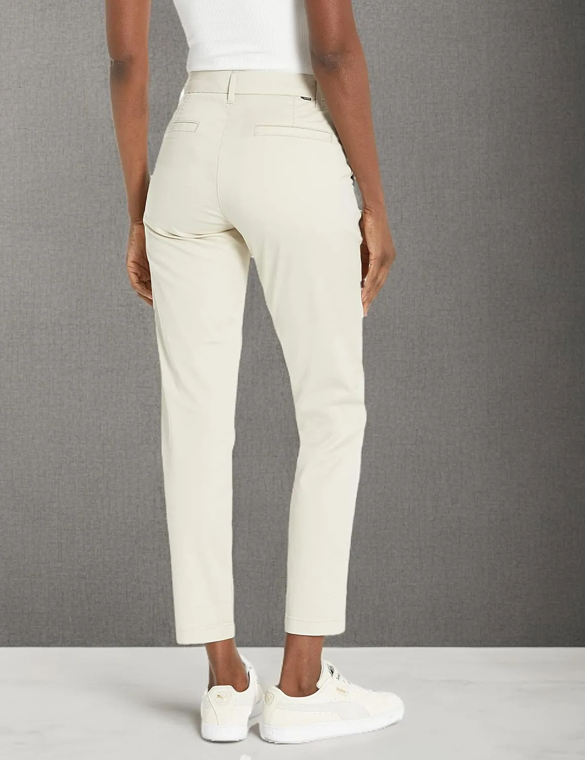 DOCKERS Women's Slim Fit Weekend Chino Pants