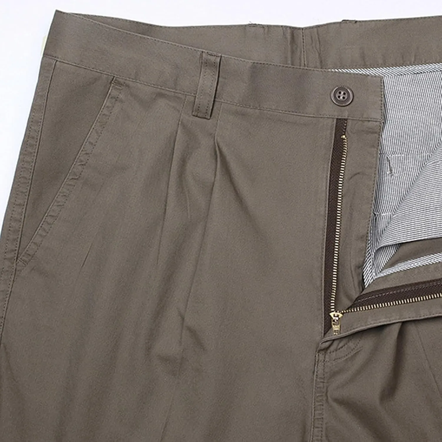 Finelylove Chino Pants Men Pleated Front Twill Dress Pants Loose Fit Flex Business Work Pants Straight Leg Trousers