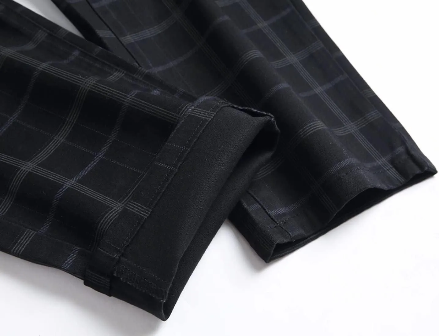 HENGAO Men's Straight Fit Plaid Chino Pants