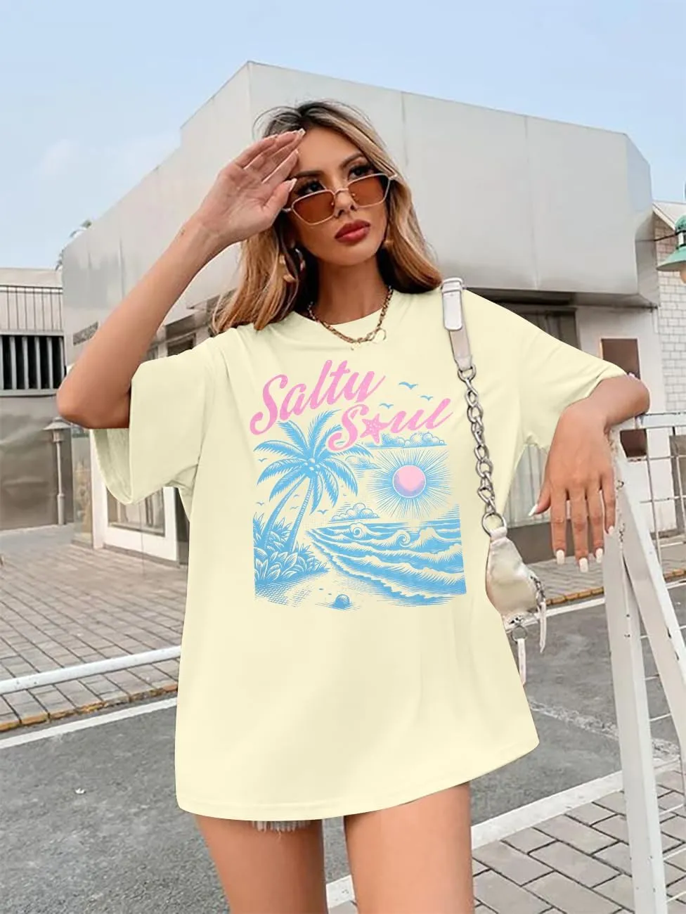 Salty Beach Oversized Shirt Women Hawaiian Beach Shirts Sunshine Graphic Tee Summer Vacation Tees Tops