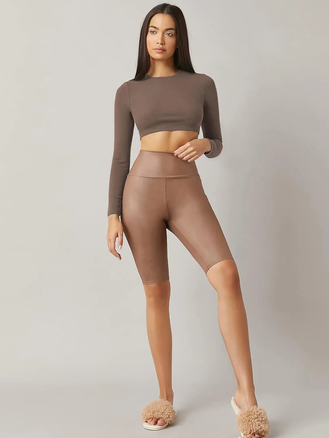 Verdusa Women's Basic Long Sleeve Crew Neck Fitted Crop Top Tee Shirt