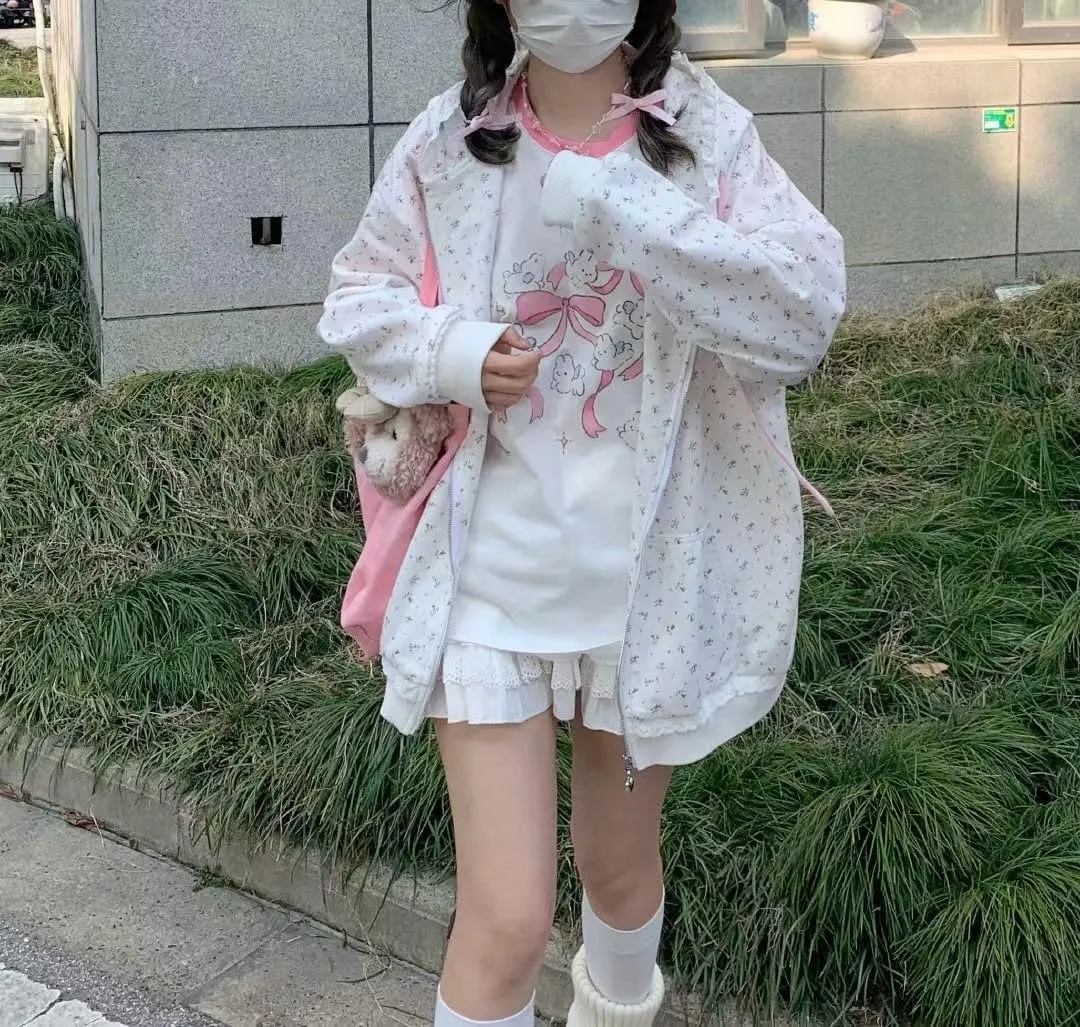 Women Kawaii Japanese Oversized Shirt Bow Graphic Tees Cartoon Baggy Tops Y2K Teen Girl Plus Size Shirts