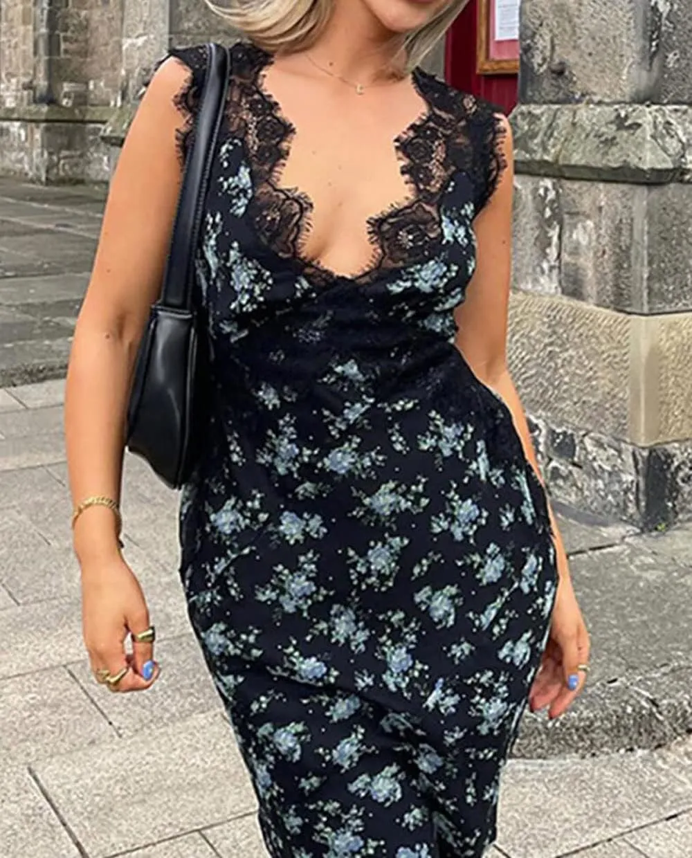 Women Y2K Floral Lace Maxi Dress Sexy Satin Spaghetti Strap Square Neck Long Dress Low Cut Backless Midi Dress Clubwear