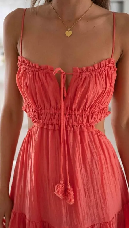 Women Y2K Spaghetti Strap Maxi Dress Ruffle Flowy Long Cami Dress Cut Out Ruched Tiered Slip Dress Beach Wear