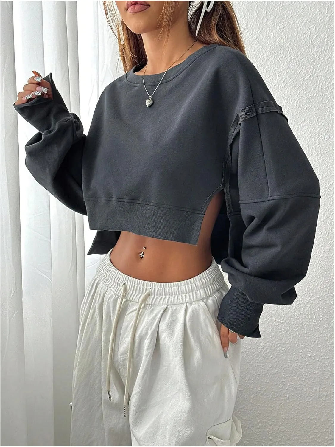 Women's Crewneck Long Sleeve Cropped Sweatshirt Drop Shoulder Loose Crop Top